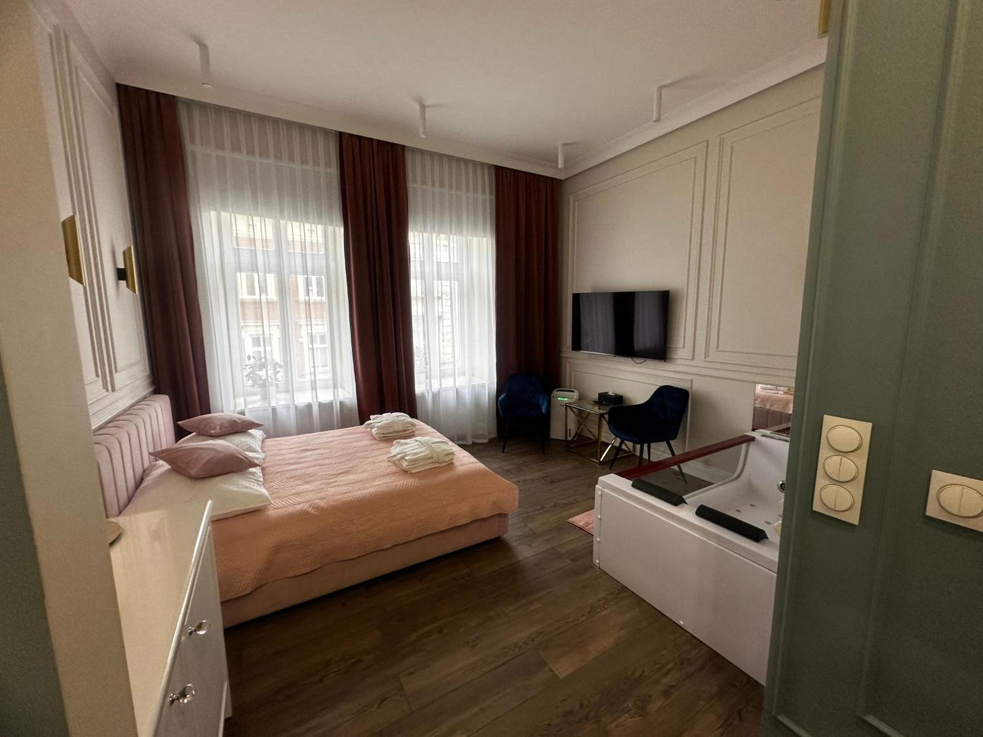 Apartament Glamour Prywatne Jacuzzi Starowislna Краков Экстерьер фото