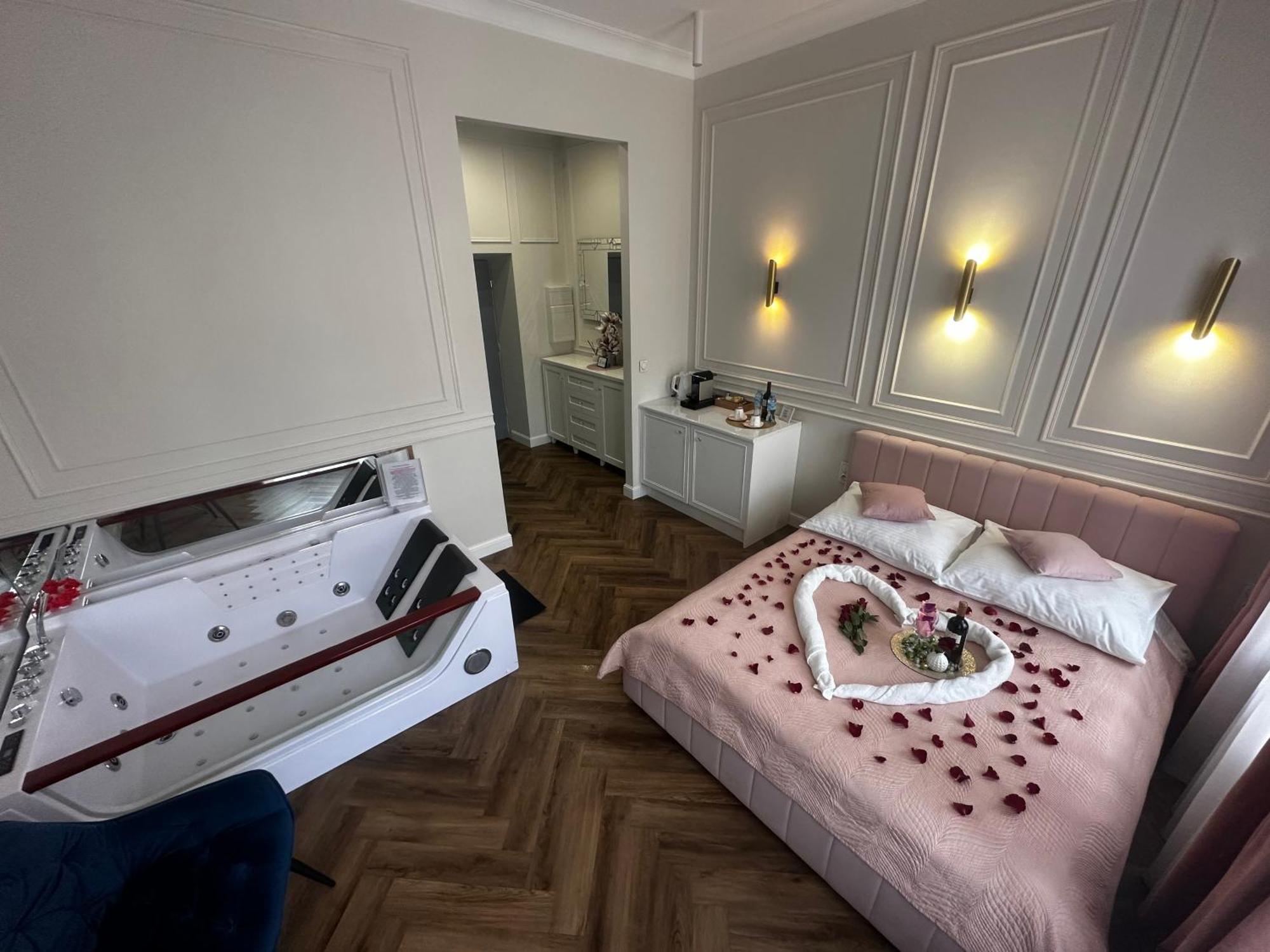 Apartament Glamour Prywatne Jacuzzi Starowislna Краков Экстерьер фото